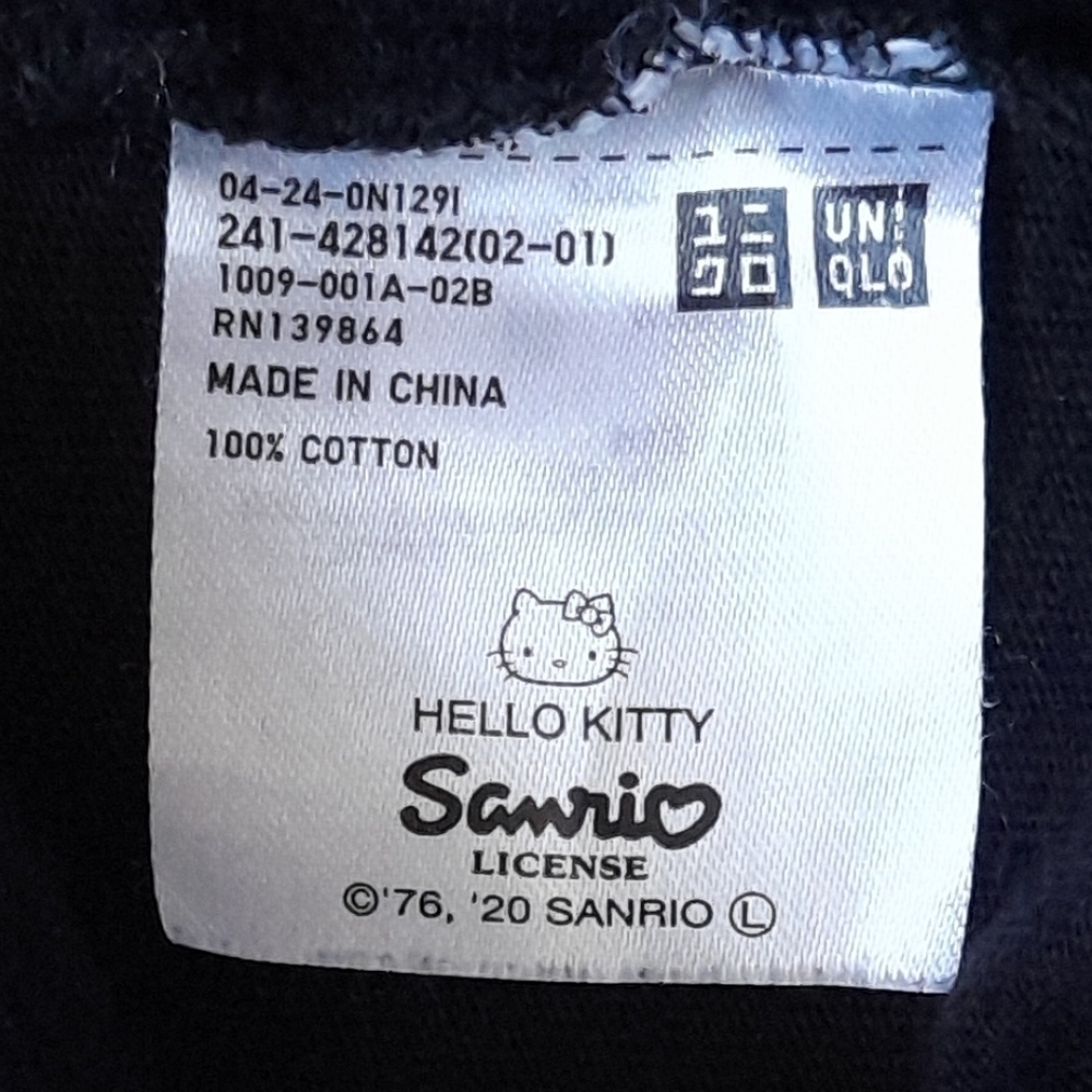 Hello Kitty Uniqlo UT Yuni Yoshida T-Market T-Shirt Medium Black - Picture 7 of 11